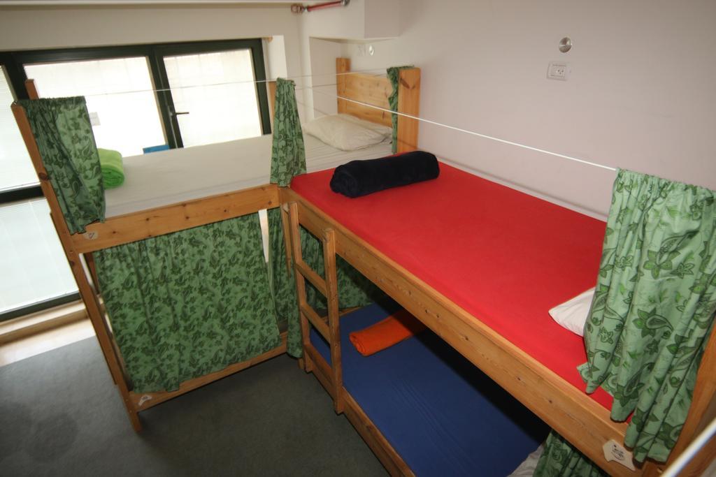 Milk & Honey Hostel Τελ Αβίβ Δωμάτιο φωτογραφία